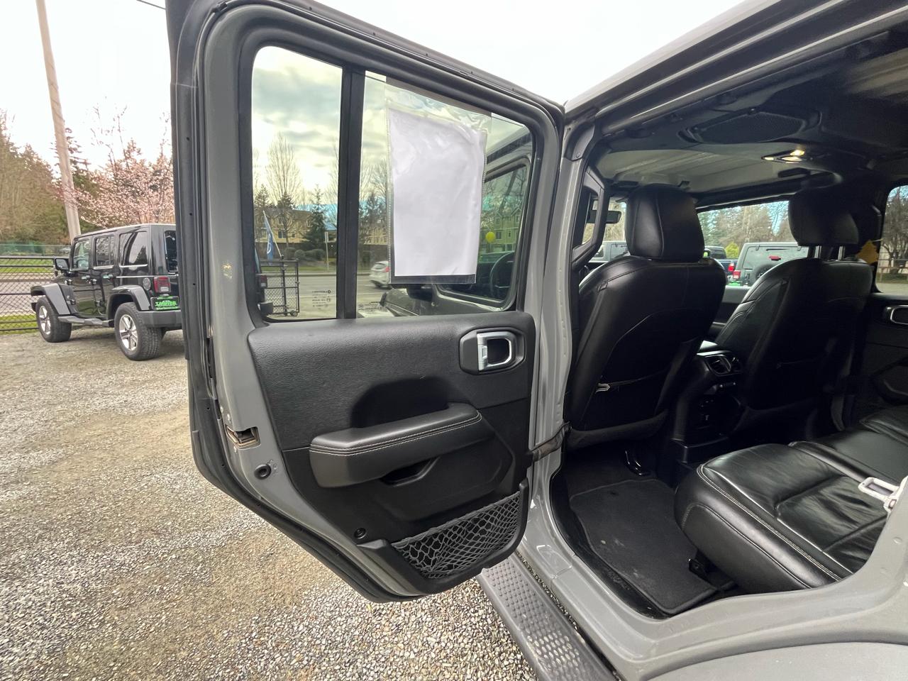 Jeep Wrangler Unlimited Sahara 2021