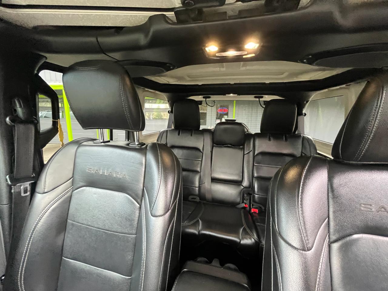 Jeep Wrangler Unlimited Sahara 2021