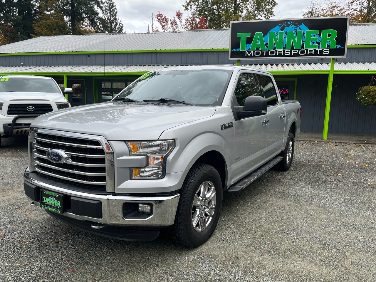 Ford F-150 4WD SuperCrew 139" XLT 2015 Ford F-150 4WD SuperCrew 139" XLT 2015