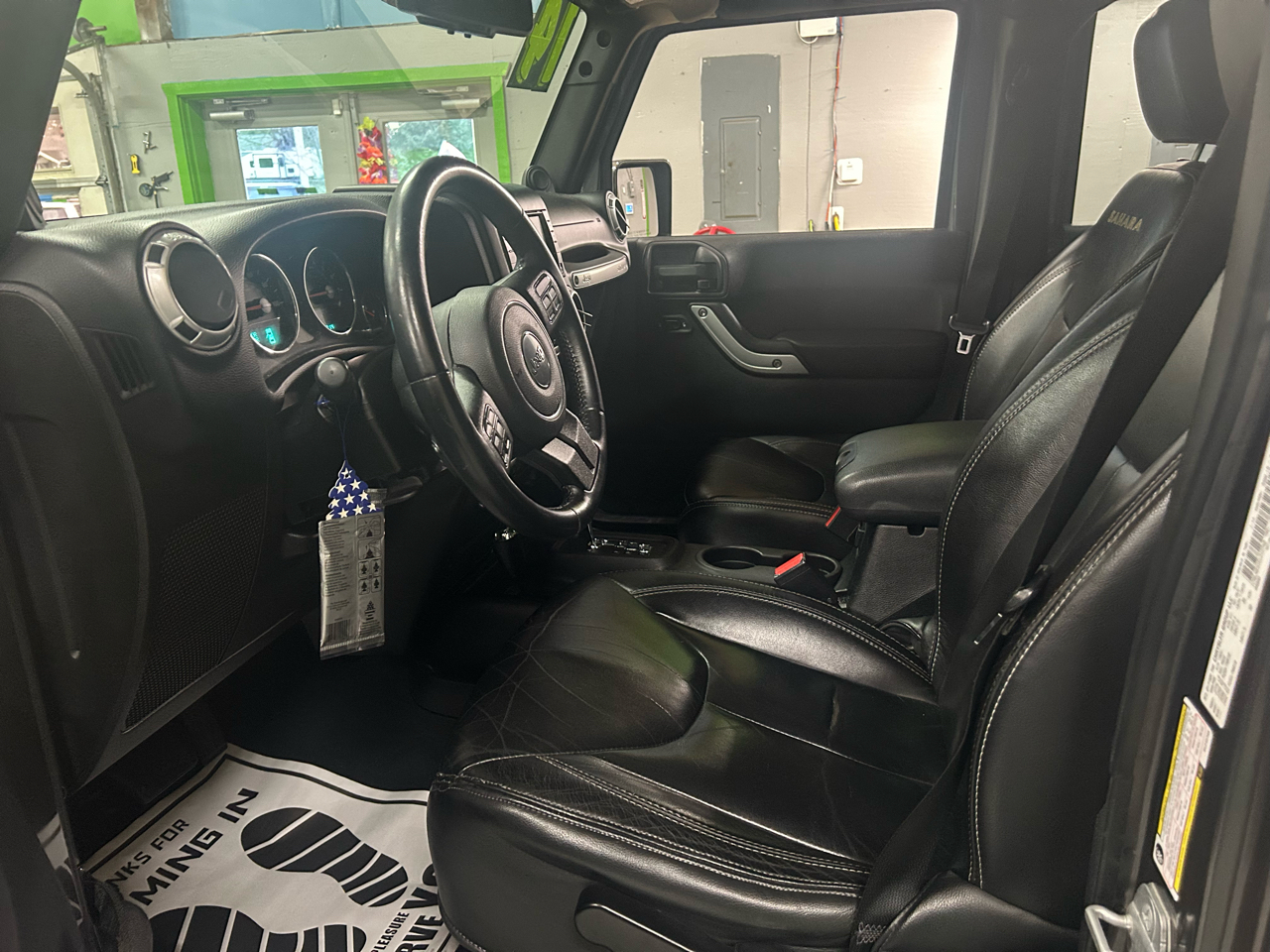 Jeep Wrangler Unlimited Sahara 4WD 2014