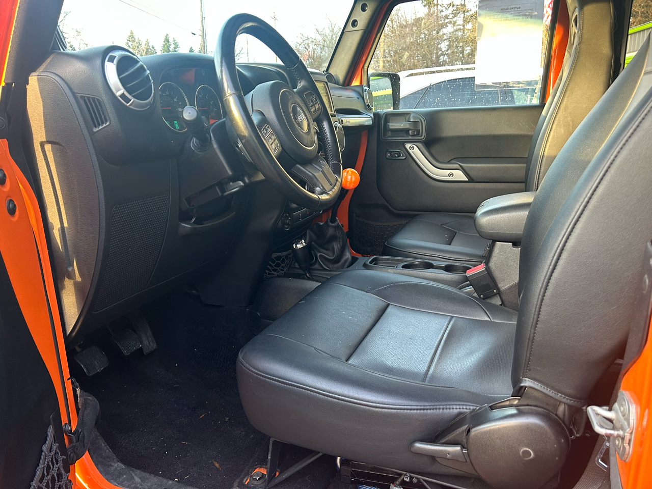 Jeep Wrangler Sahara 4WD 2012