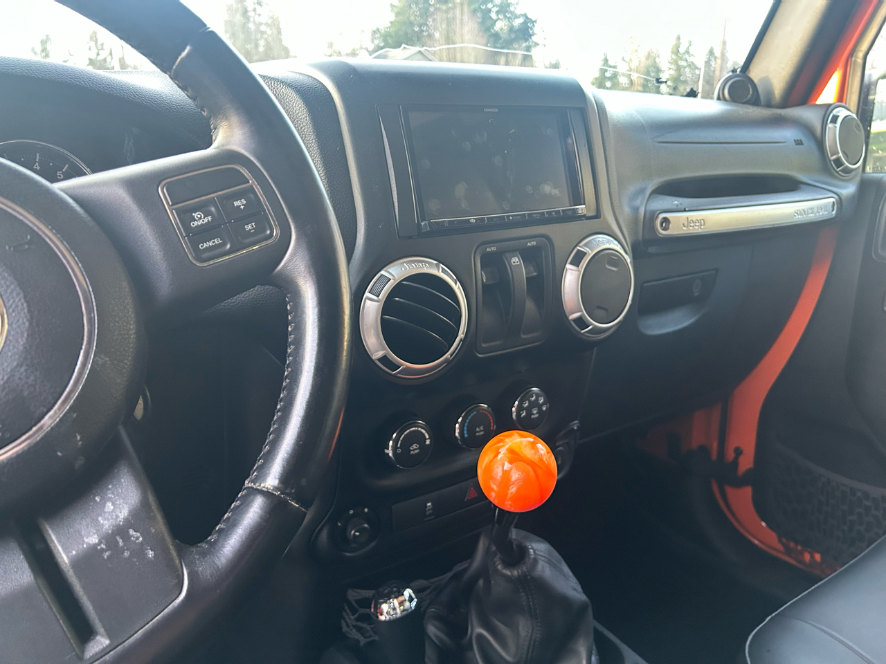 Jeep Wrangler Sahara 4WD 2012