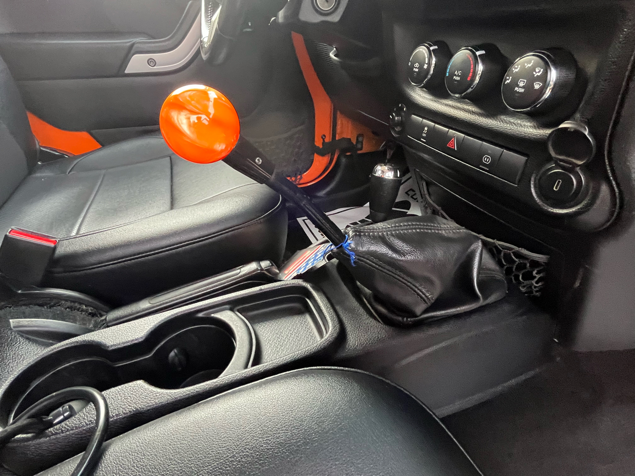 Jeep Wrangler Sahara 4WD 2012