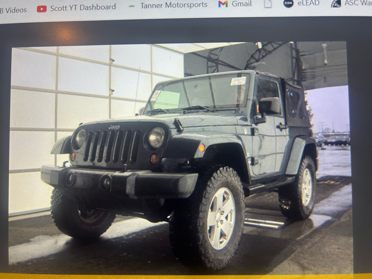 2007 Jeep Wrangler 2dr Sahara