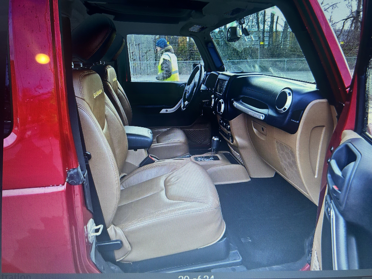 Jeep Wrangler 2dr Sahara 2013