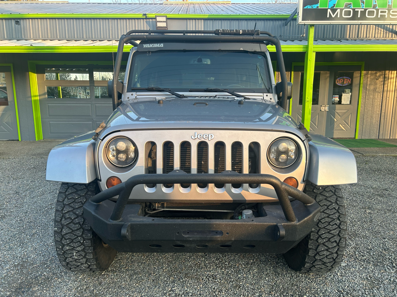 Jeep Wrangler Unlimited Sahara 4WD 2013