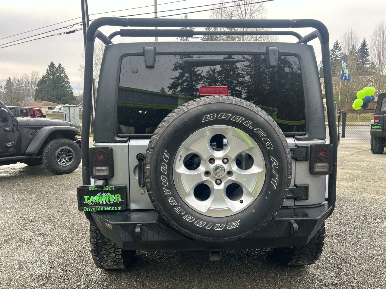 Jeep Wrangler Unlimited Sahara 4WD 2013