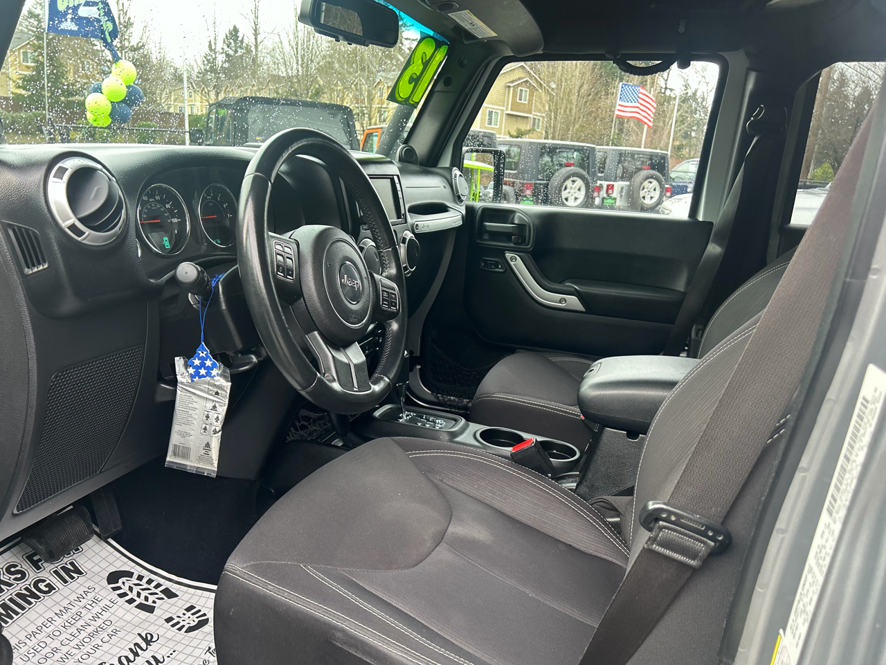 Jeep Wrangler Unlimited Sahara 4WD 2013