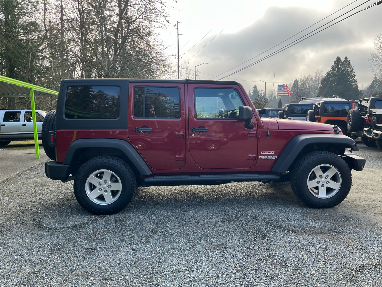Jeep Wrangler Unlimited Sport 4WD 2013