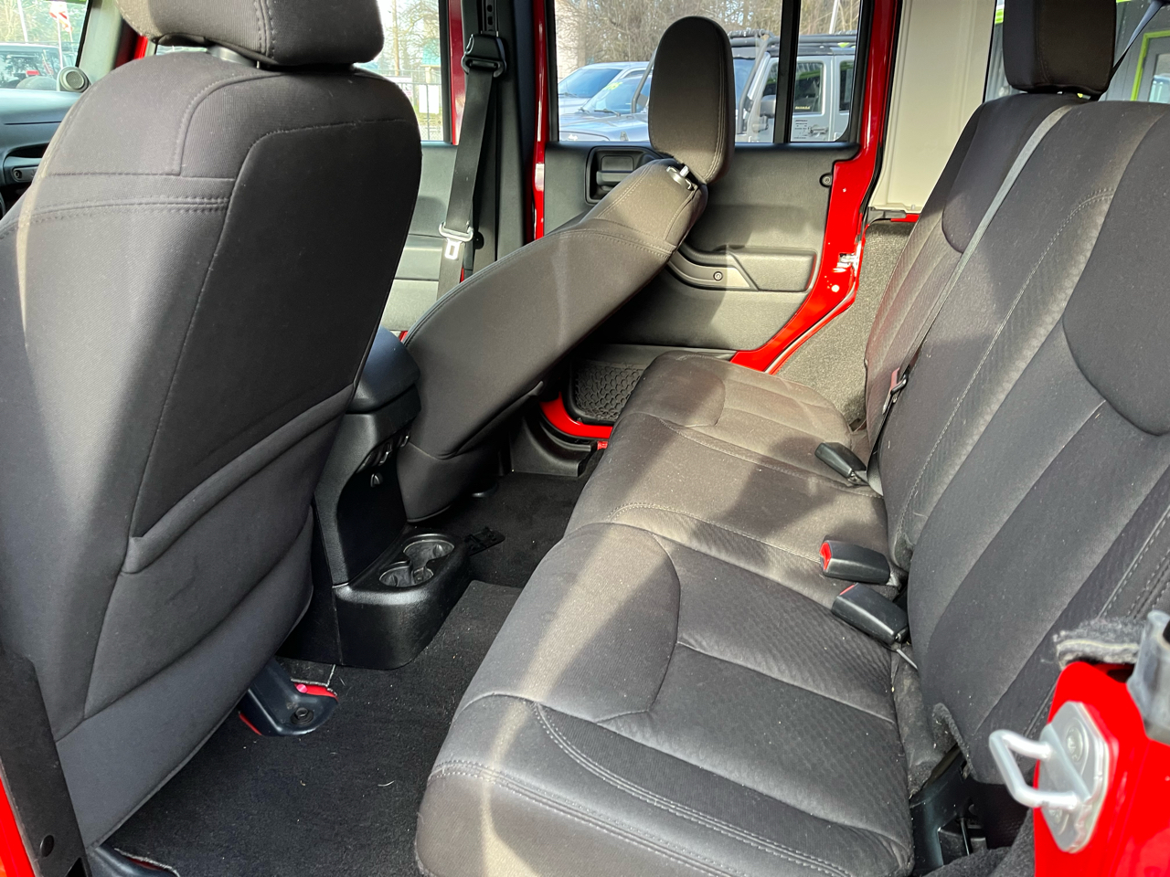 Jeep Wrangler Unlimited Sport 4WD 2013