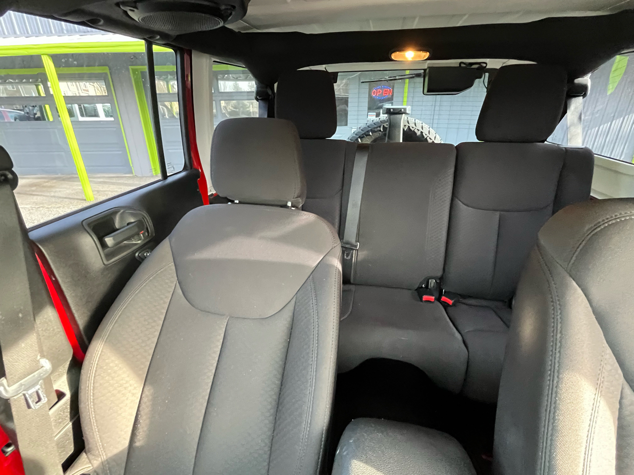 Jeep Wrangler Unlimited Sport 4WD 2013