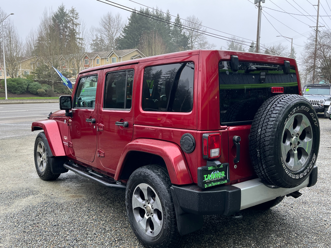 Jeep Wrangler Unlimited Sahara 4WD 2012