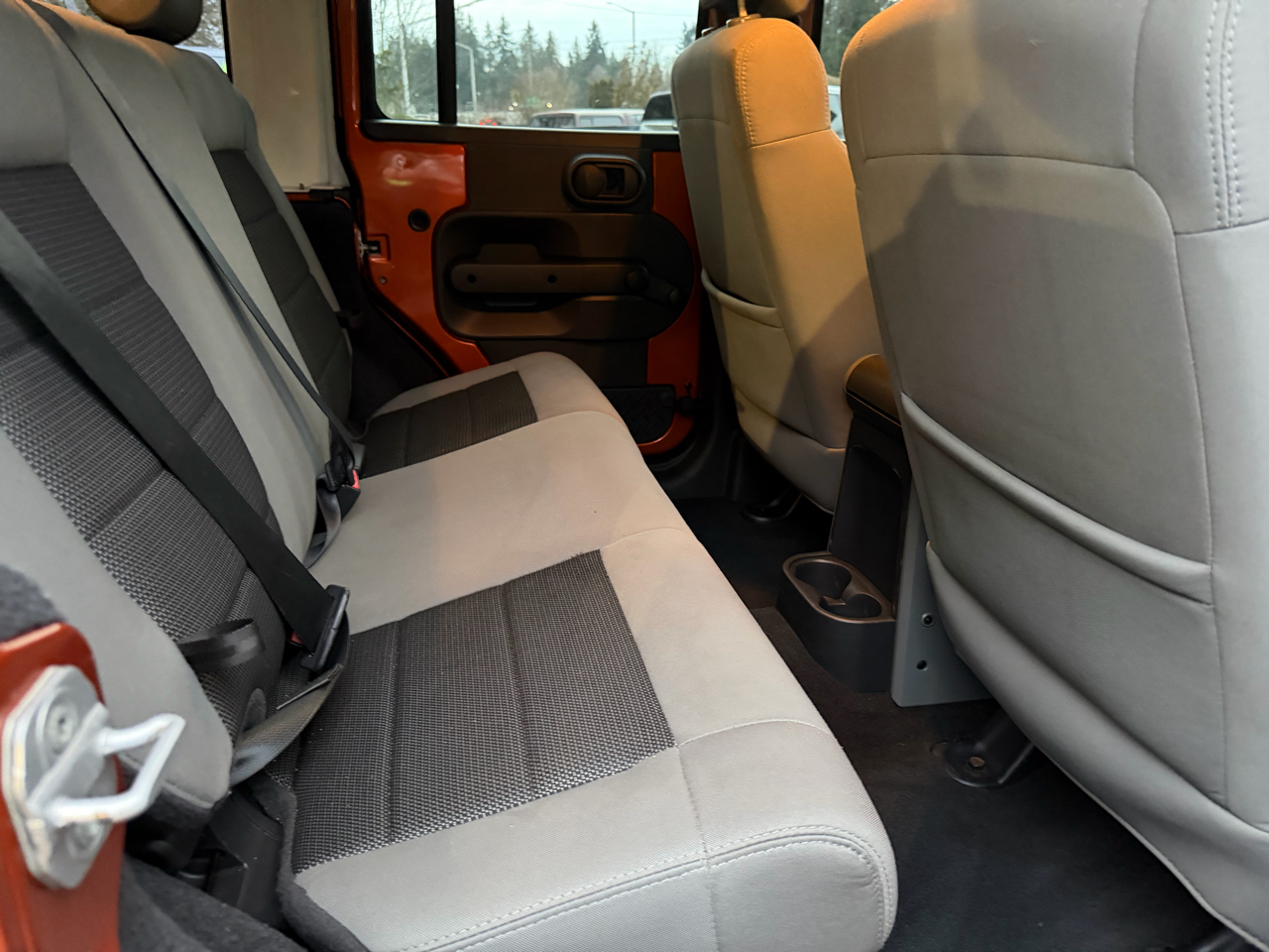 Jeep Wrangler Unlimited Sport 4WD 2010