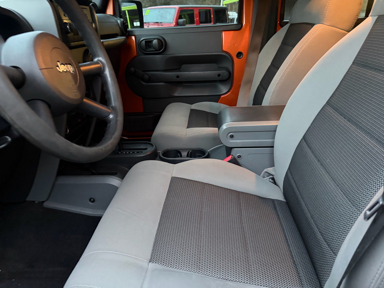 Jeep Wrangler Unlimited Sport 4WD 2010