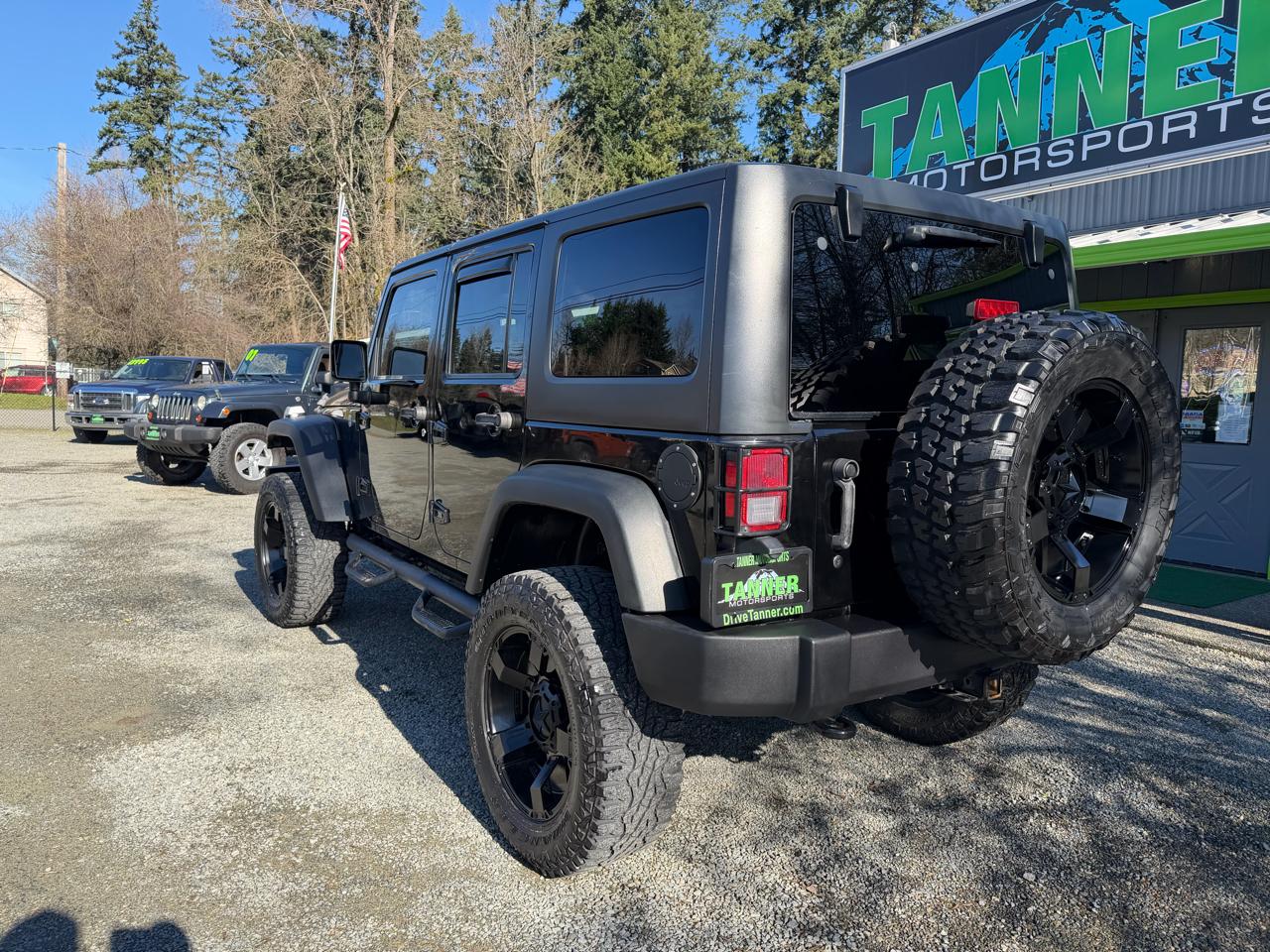 Jeep Wrangler 4WD 2dr Black Bear *Ltd Avail* 2016