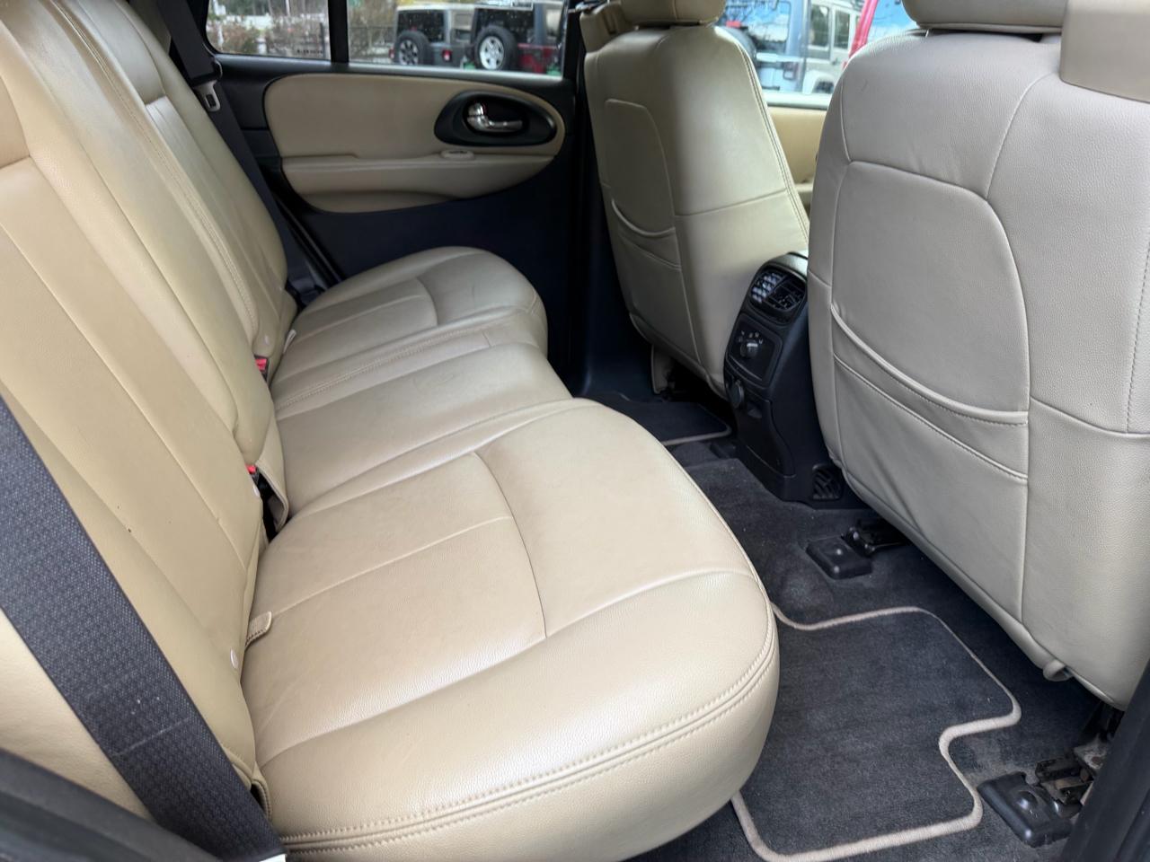 Chevrolet TrailBlazer LS 4WD 2005