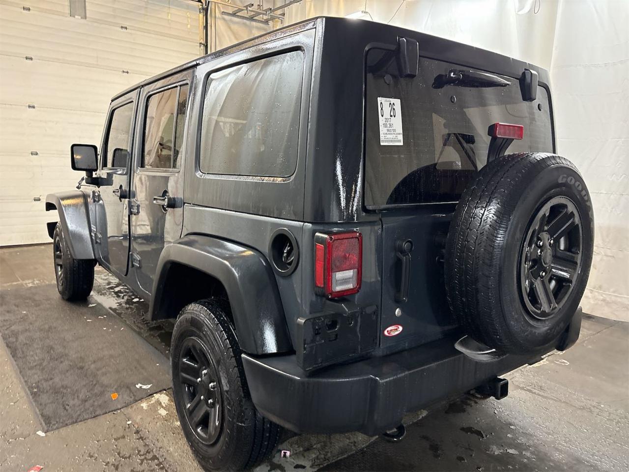 Jeep Wrangler Unlimited Sport 4WD 2017