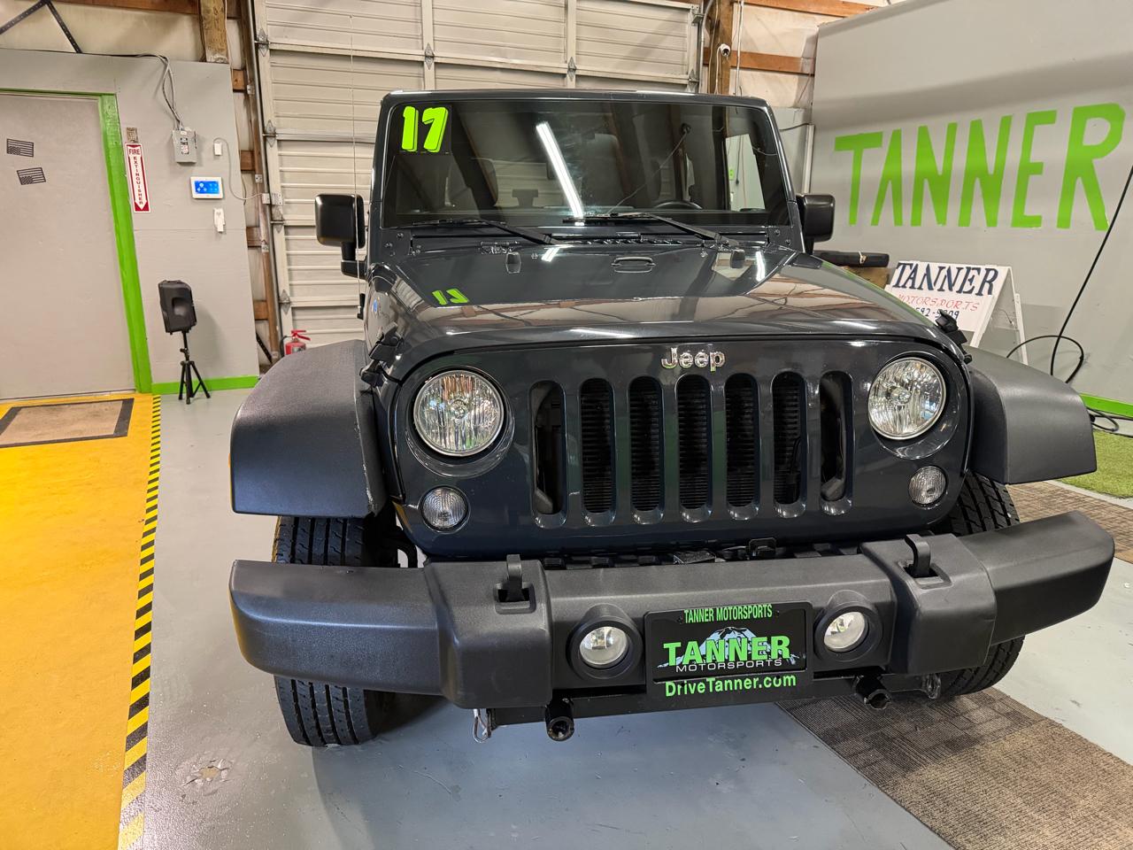 Jeep Wrangler Unlimited Sport 4WD 2017