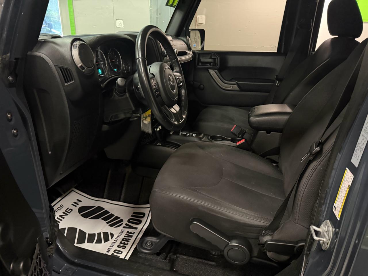 Jeep Wrangler Unlimited Sport 4WD 2017