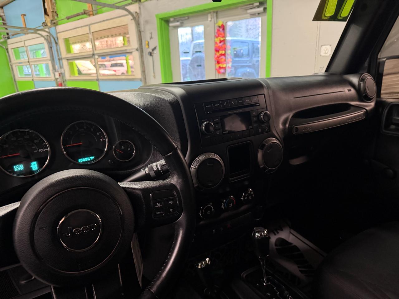 Jeep Wrangler Unlimited Sport 4WD 2017