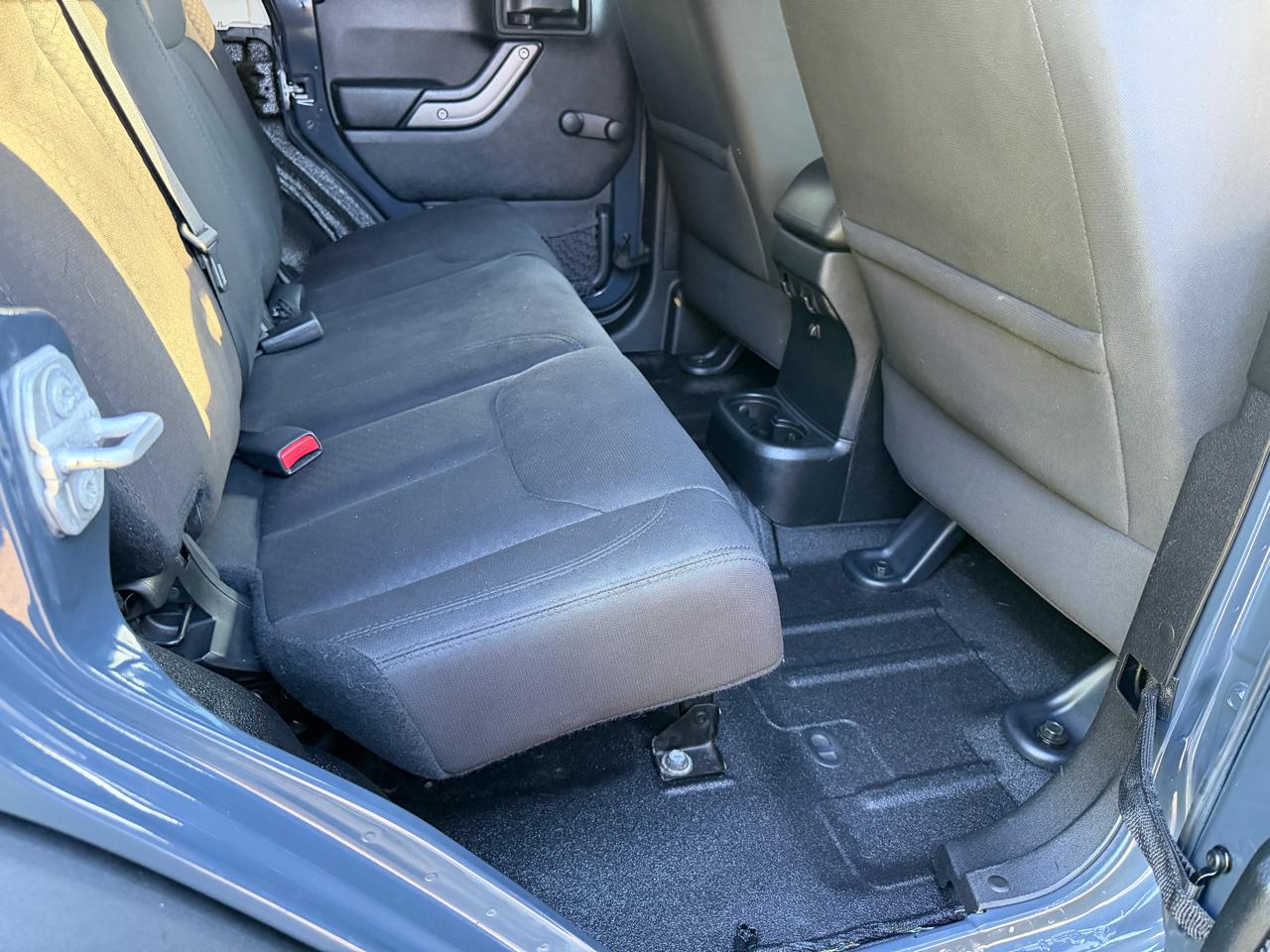 Jeep Wrangler Unlimited Sport 4WD 2017