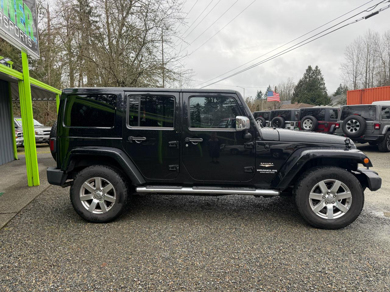 Jeep Wrangler Unlimited Sahara 4WD 2012