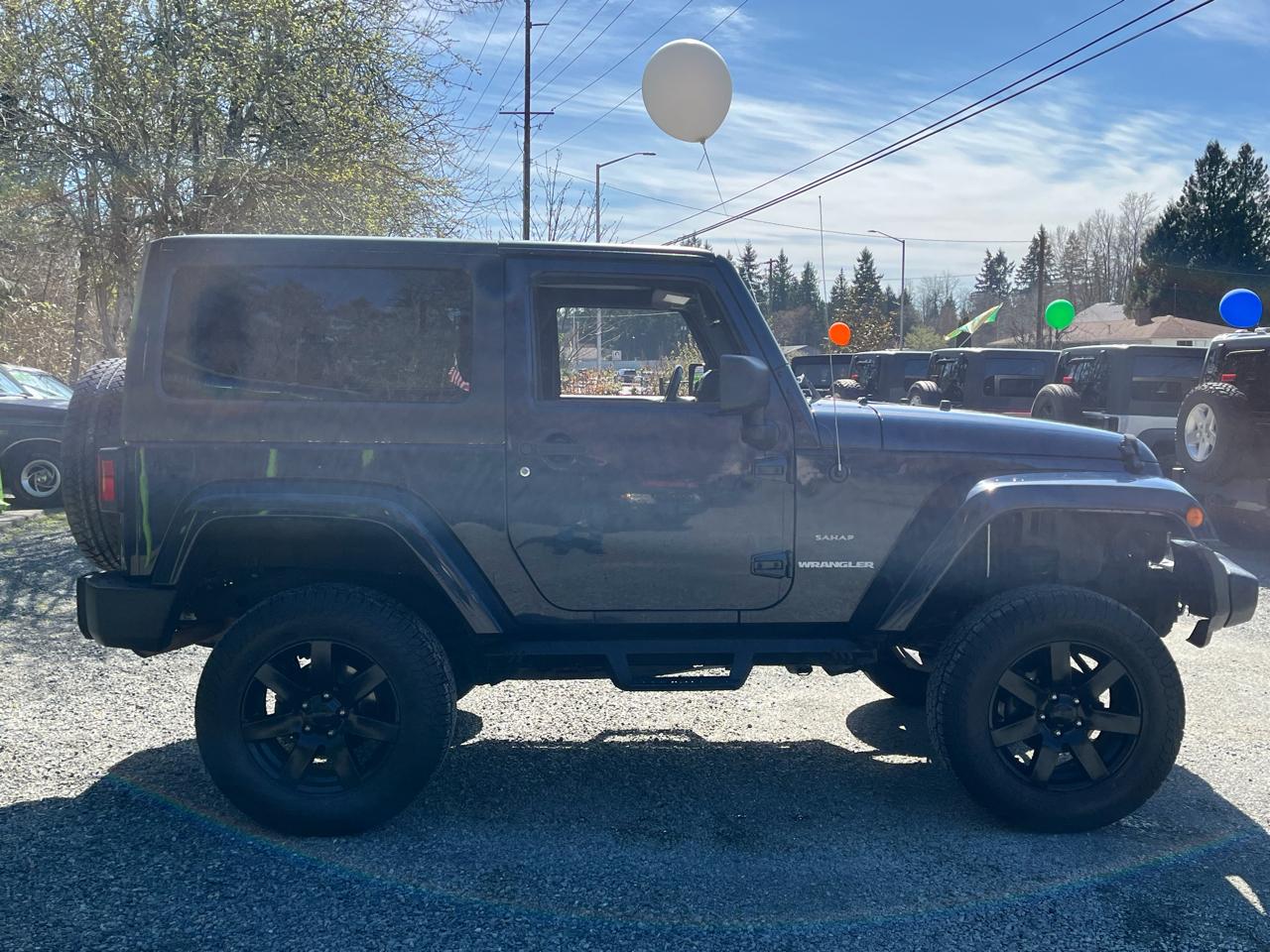 Jeep Wrangler 2dr Sahara 2013