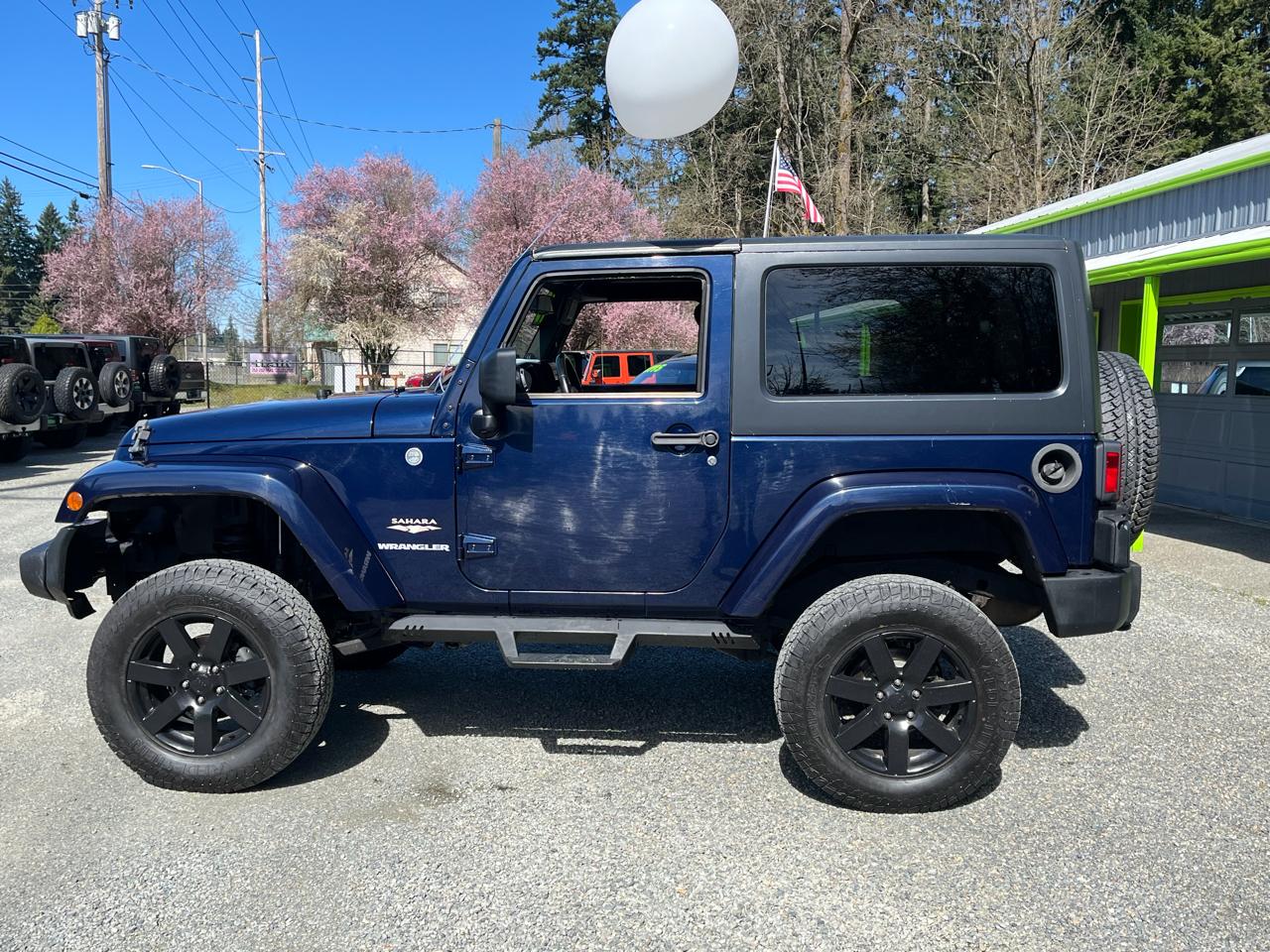 Jeep Wrangler 2dr Sahara 2013