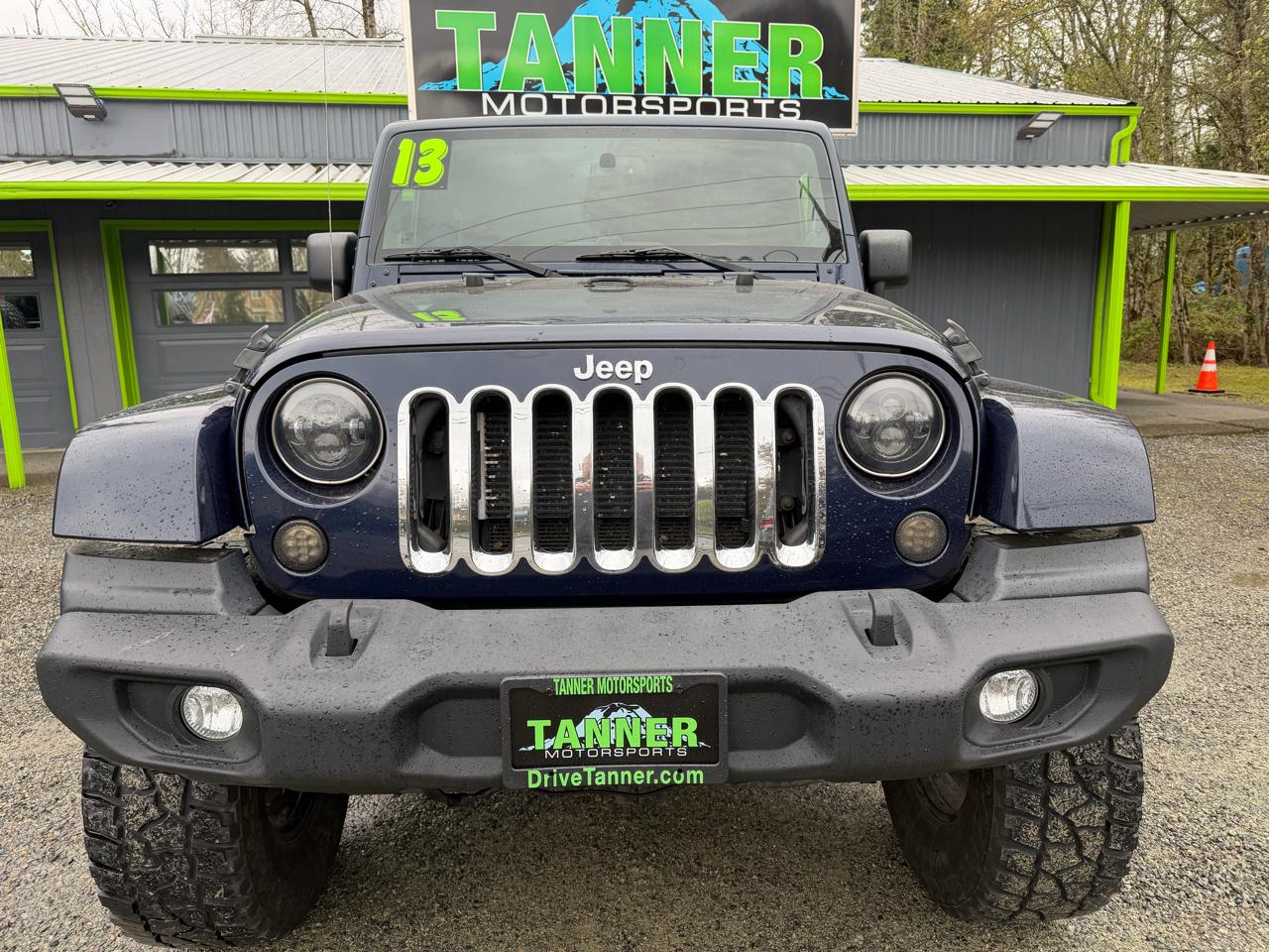 Jeep Wrangler 2dr Sahara 2013