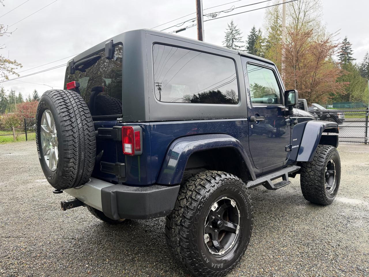Jeep Wrangler 2dr Sahara 2013