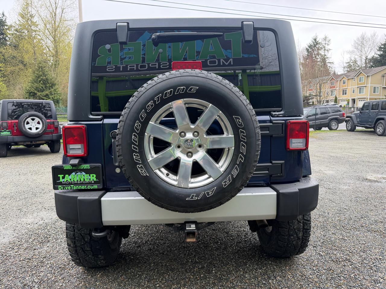 Jeep Wrangler 2dr Sahara 2013