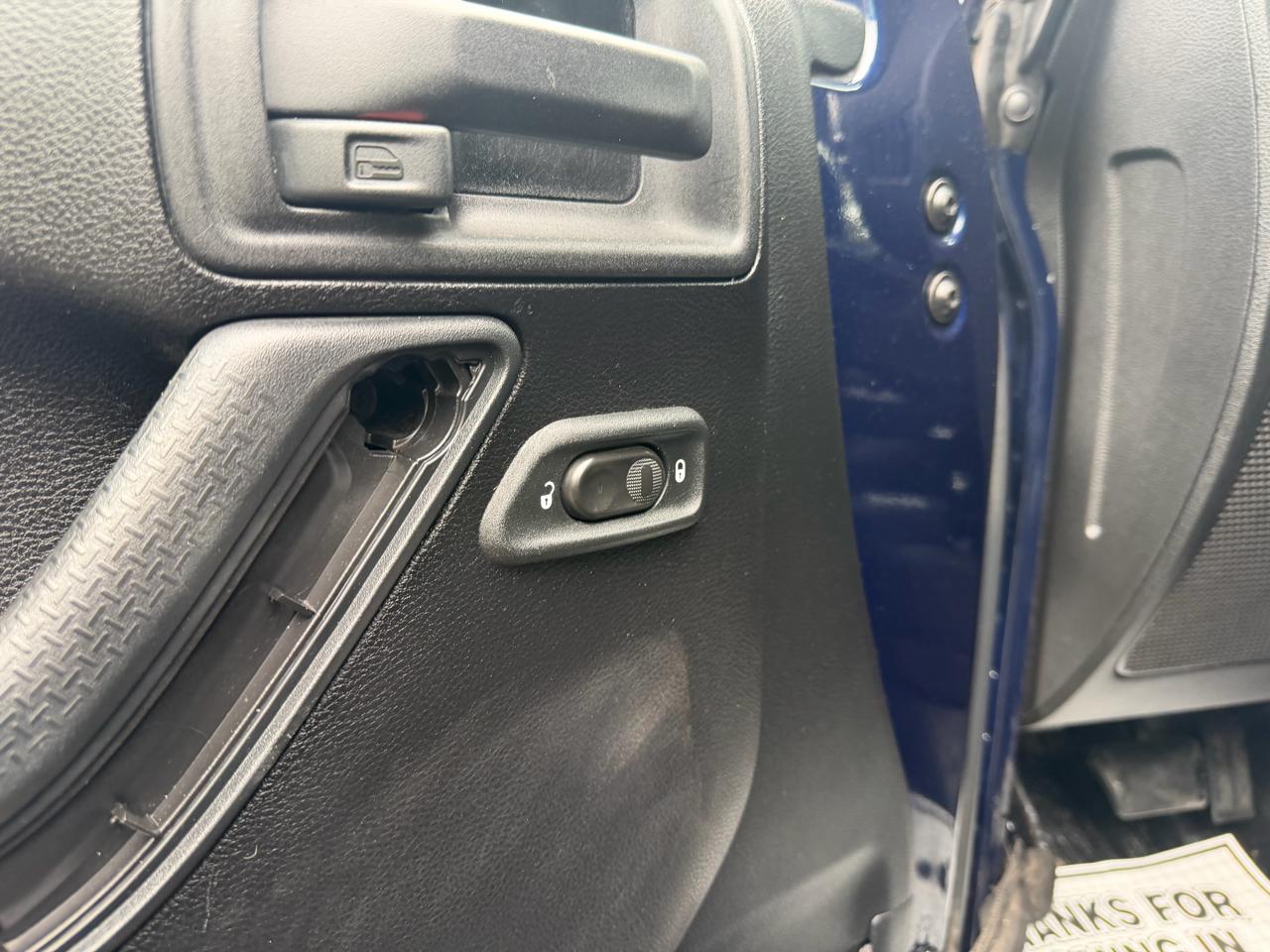 Jeep Wrangler 2dr Sahara 2013