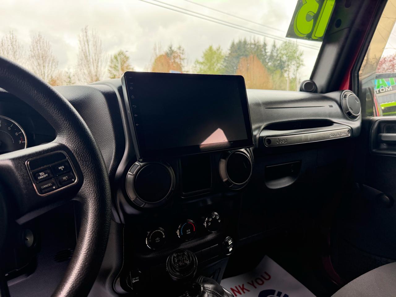 Jeep Wrangler Sport 4WD 2013