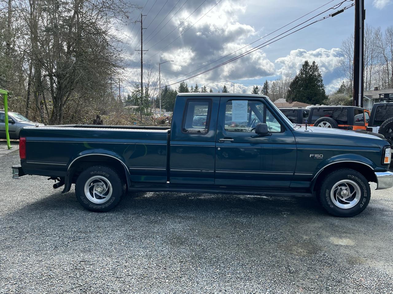 Ford F-150 2WD SuperCab 145" XL 1994