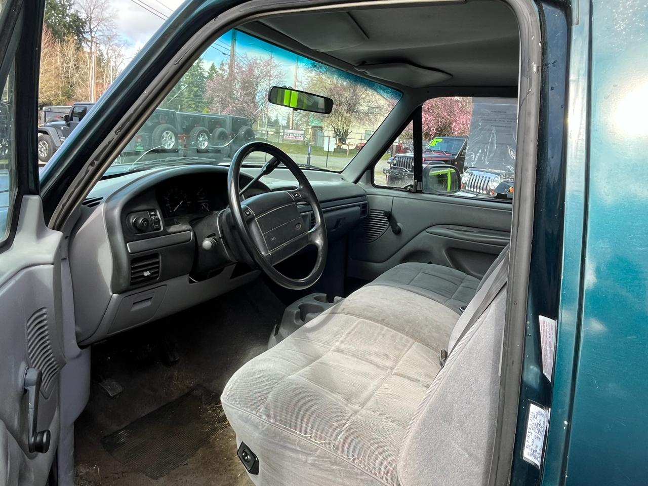 Ford F-150 2WD SuperCab 145" XL 1994