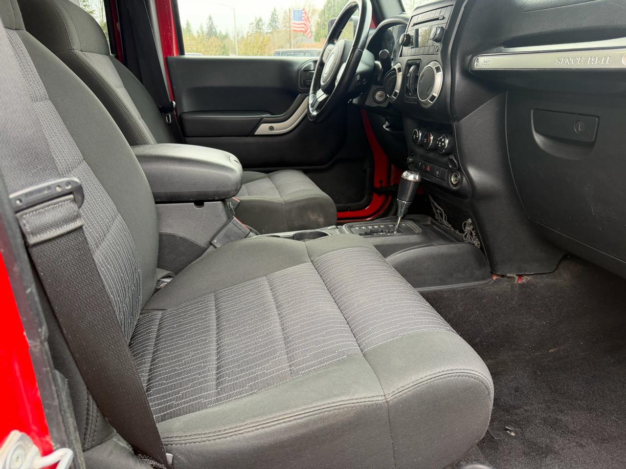 Jeep Wrangler Unlimited Rubicon 4WD 2011