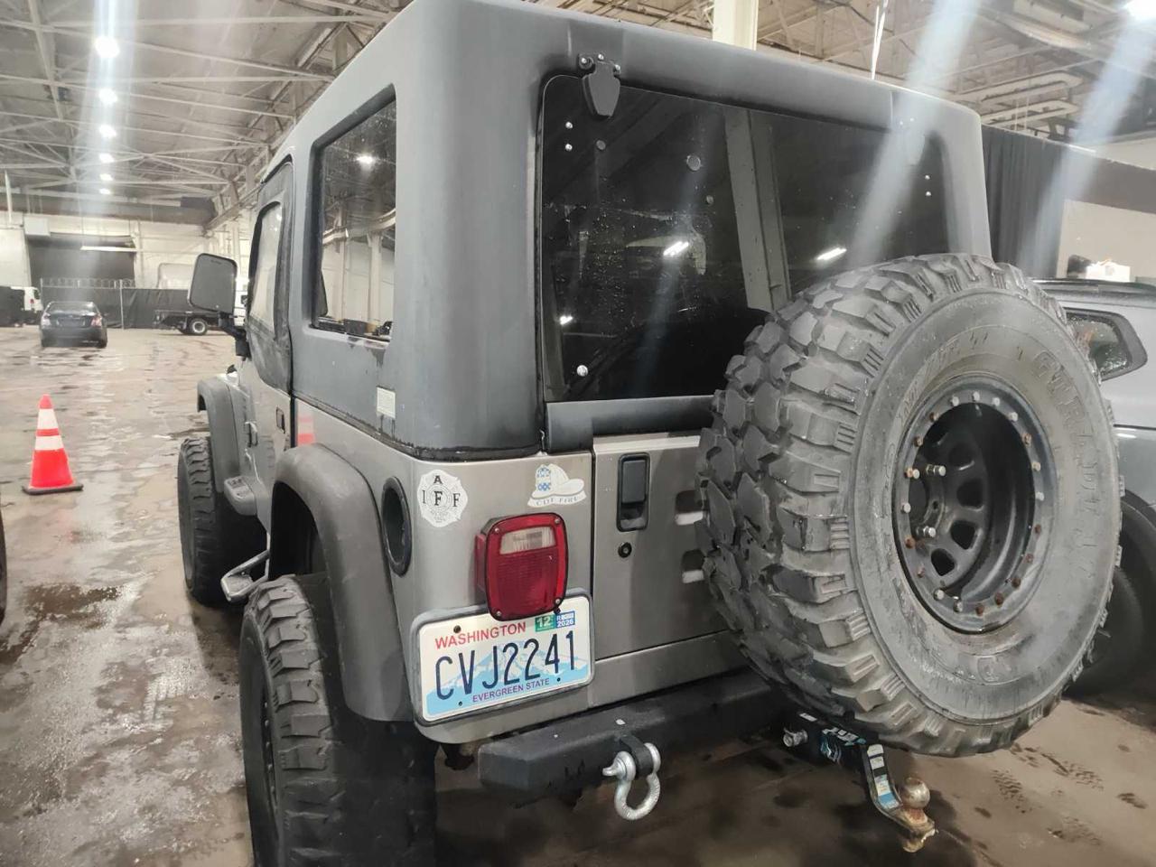Jeep Wrangler SE 2001
