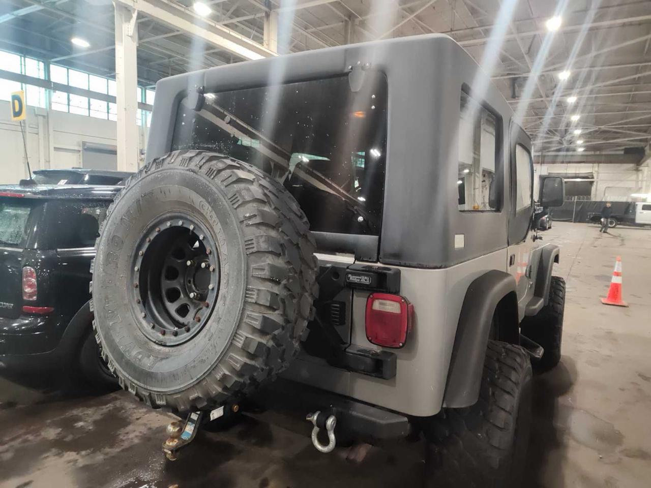 Jeep Wrangler SE 2001