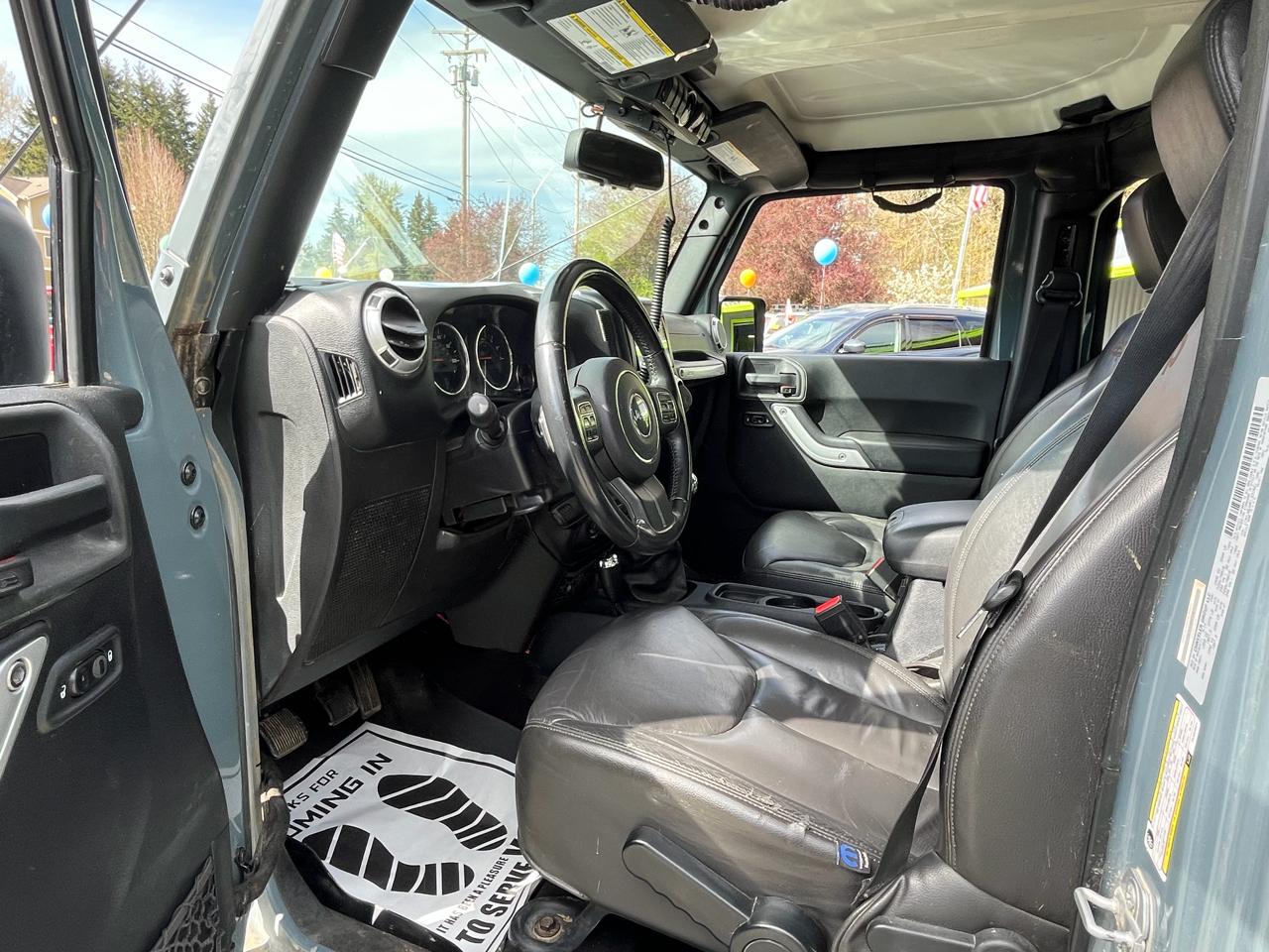 Jeep Wrangler Unlimited Sahara 4WD 2015