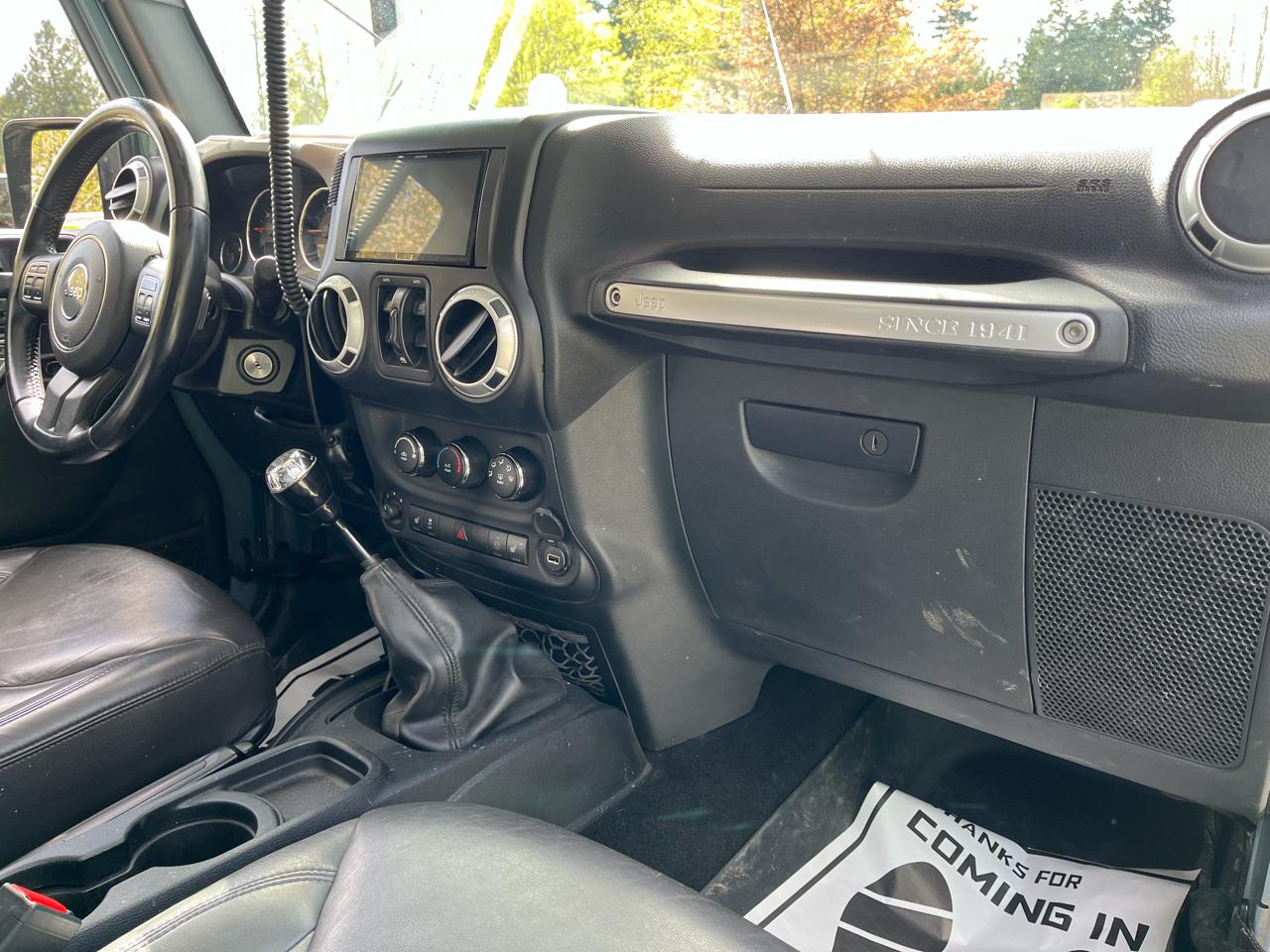 Jeep Wrangler Unlimited Sahara 4WD 2015