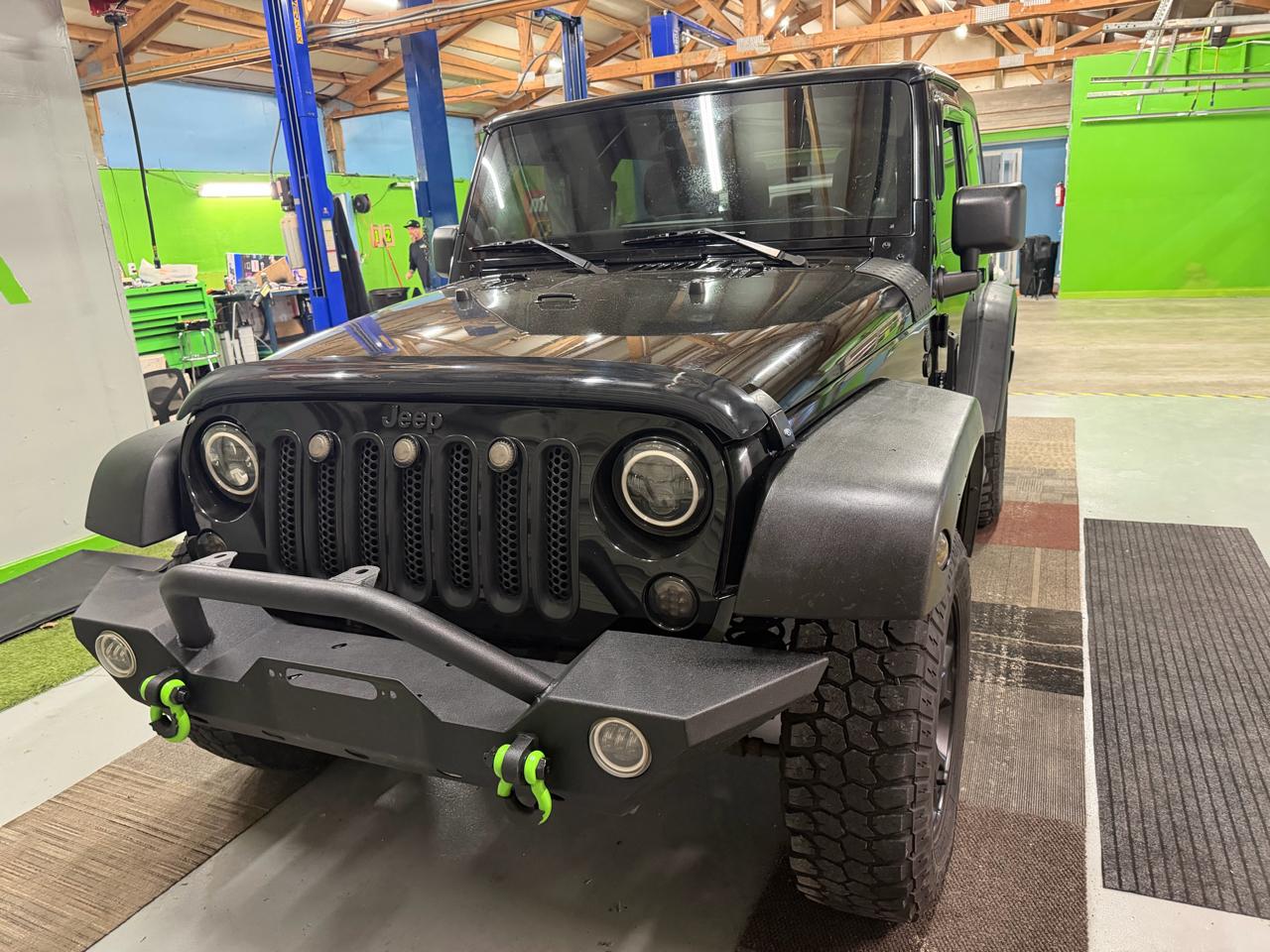 Jeep Wrangler Sport 4WD 2014