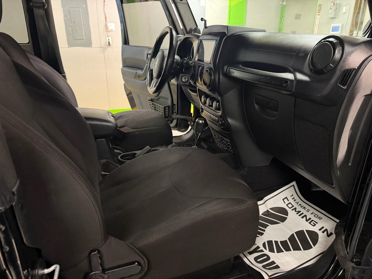 Jeep Wrangler Sport 4WD 2014