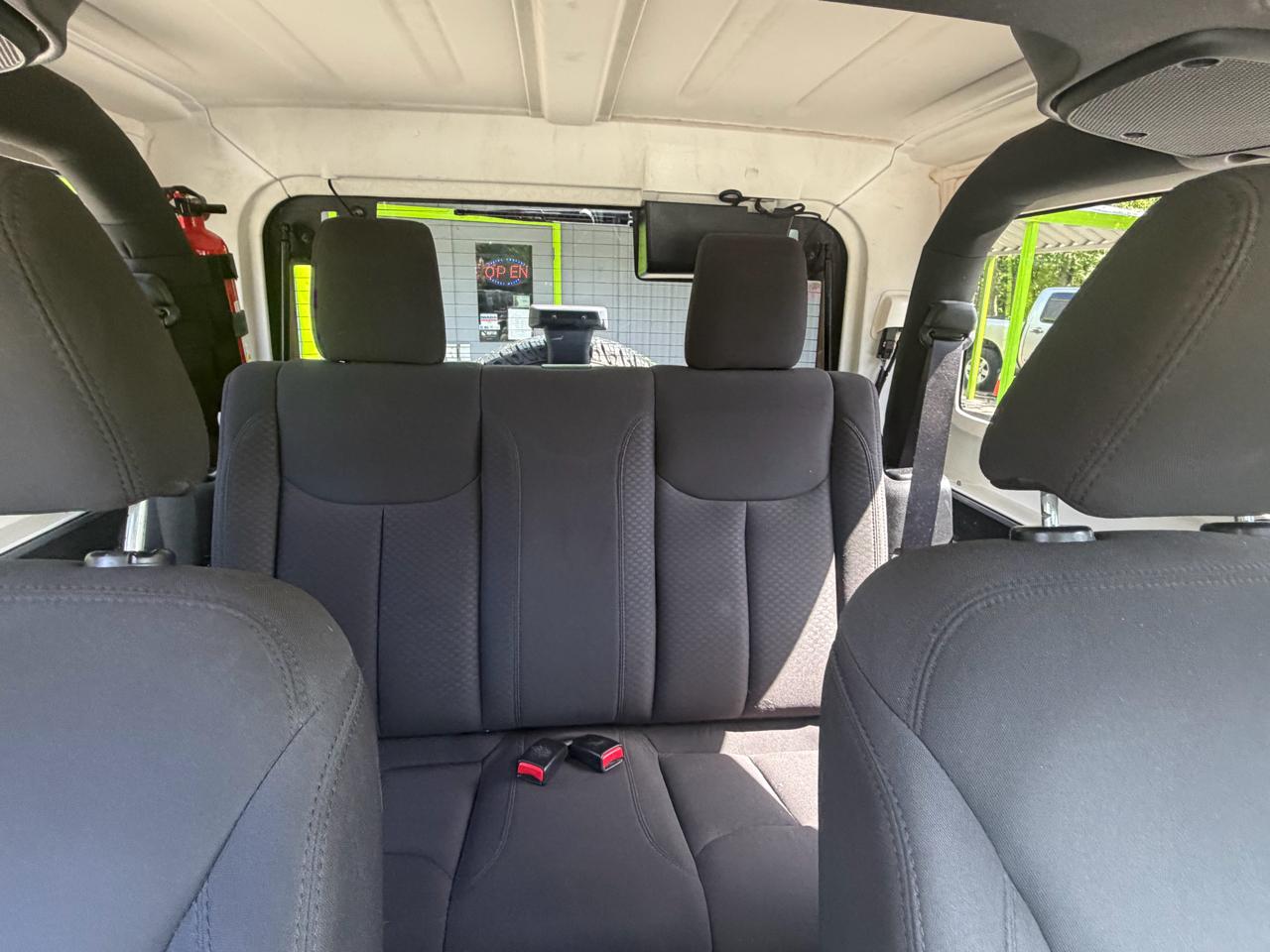 Jeep Wrangler Sport 4WD 2015