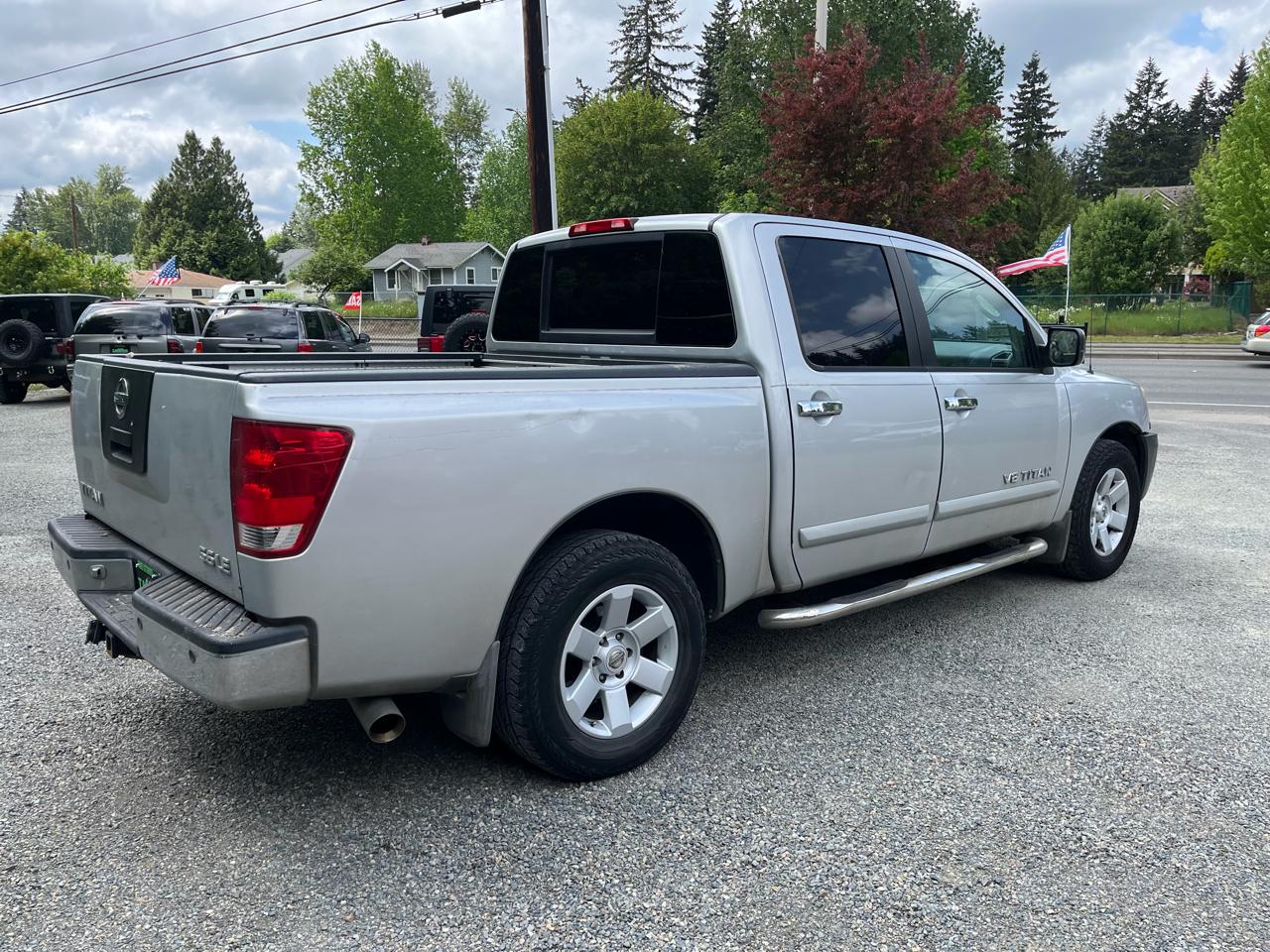 Nissan Titan LE Crew Cab 2WD 2006