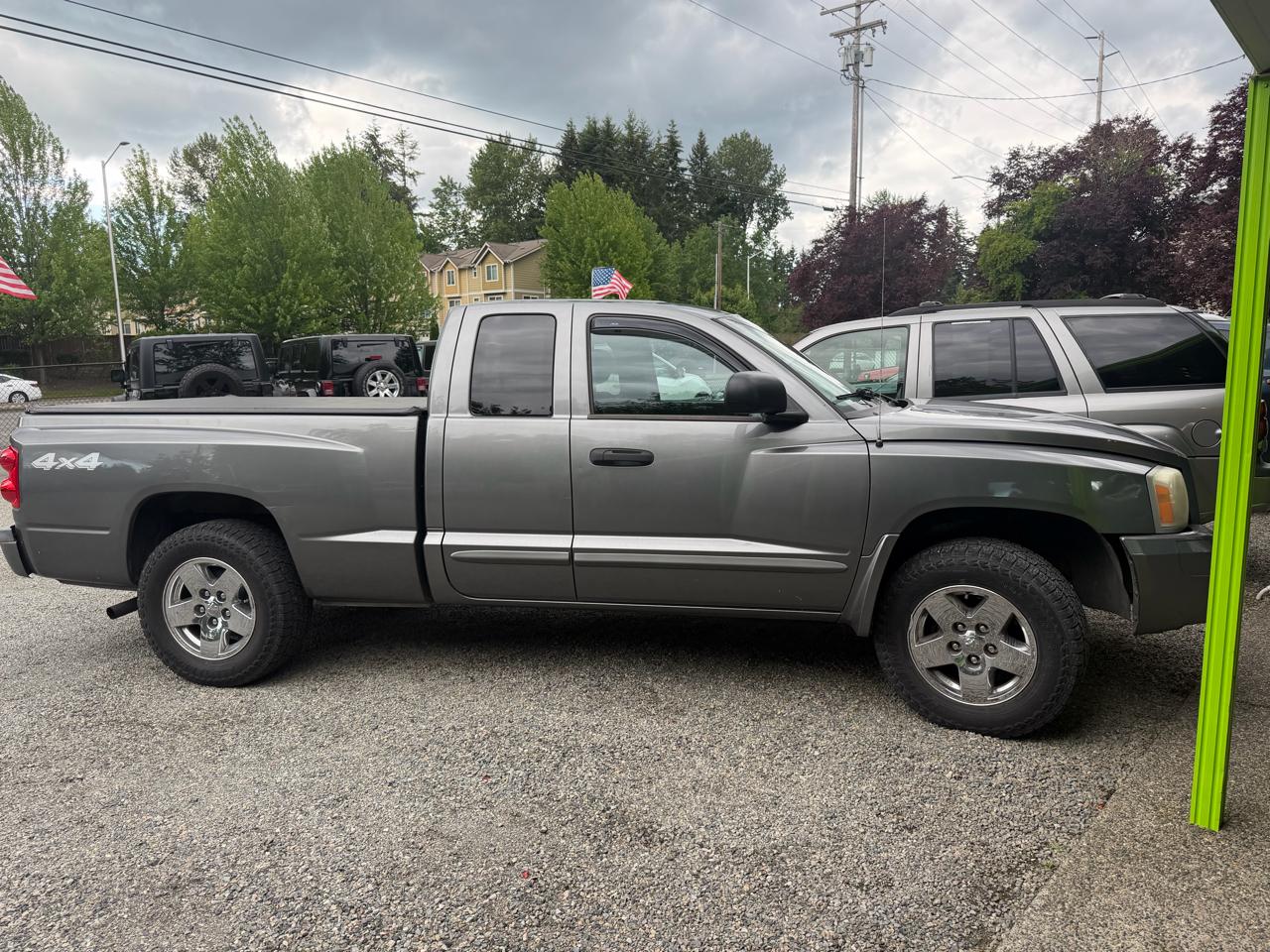 Dodge Dakota Laramie Club Cab 4WD 2006