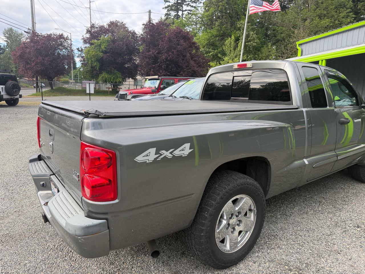 Dodge Dakota Laramie Club Cab 4WD 2006