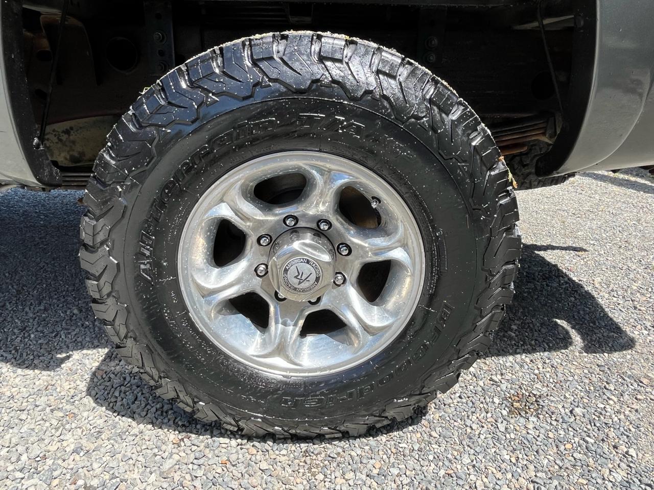 Chevrolet Silverado 2500HD Crew Cab 4WD 2001