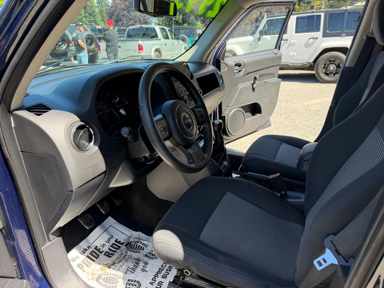 Jeep Patriot Sport 2WD 2014