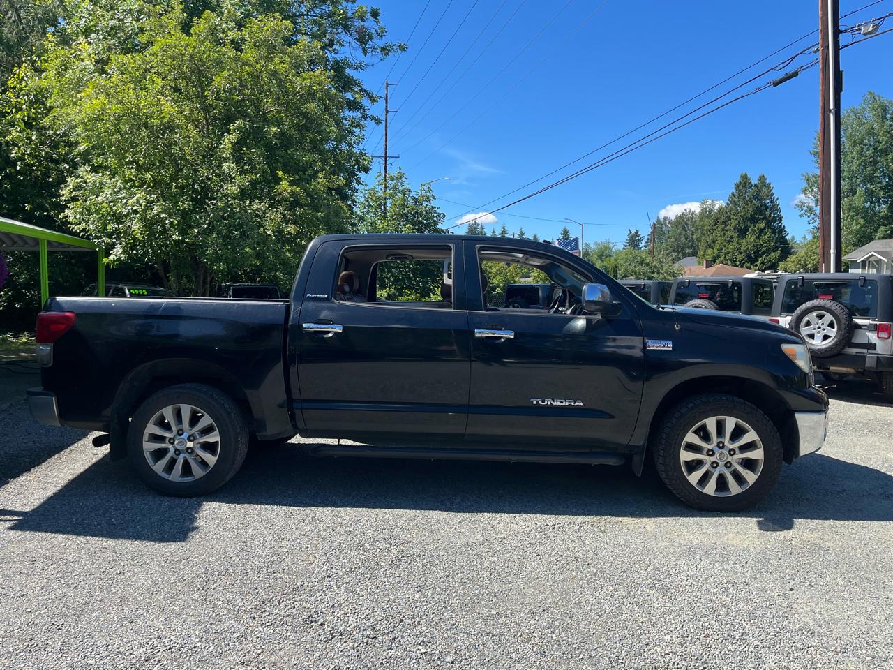 Toyota Tundra Limited 5.7L CrewMax 4WD 2011