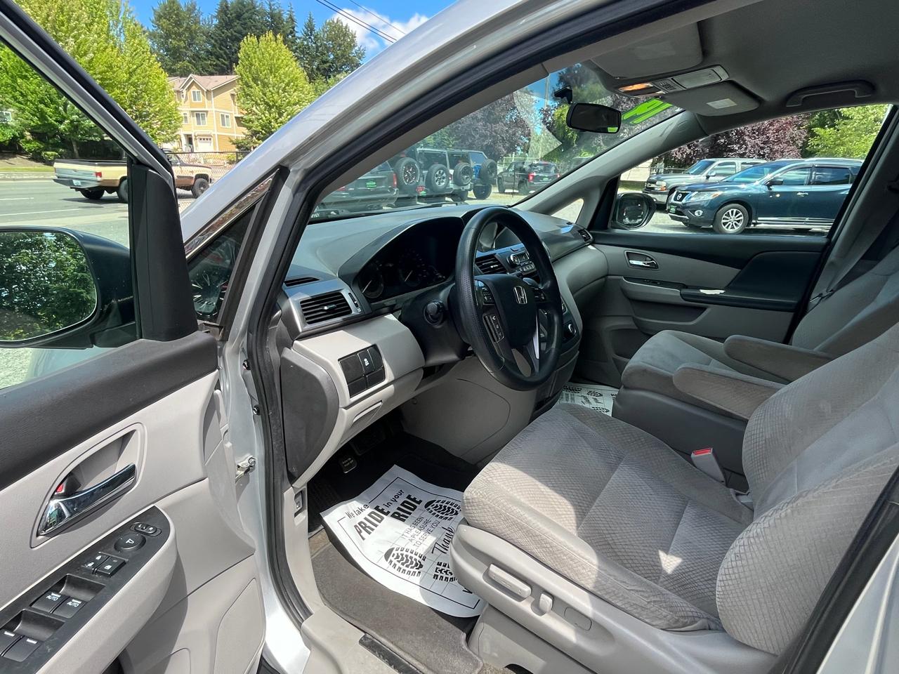 Honda Odyssey LX 2014
